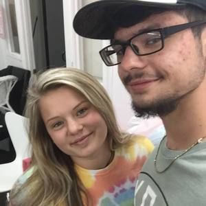 Meet your Posher, Travis